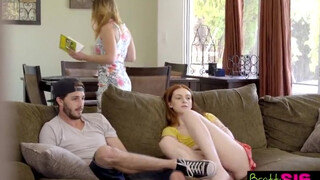 Red Hot Sibling Love: When Moms Away, Sis Will Play