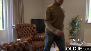 Daddy Makes His Sexy Daughter's Day with a Sensual Genital Slit Fucking